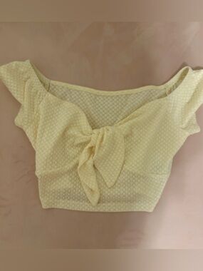 Cider Yellow Tie-Front Women's Crop Top